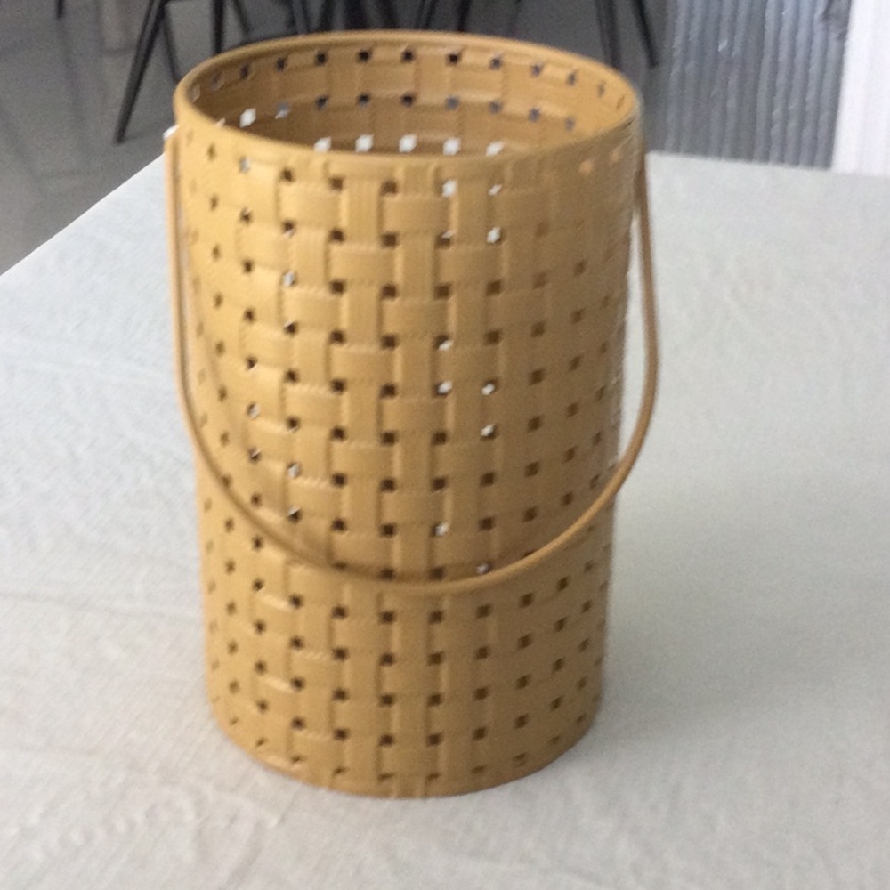 Elegant Tan Woven Basket with Handle New